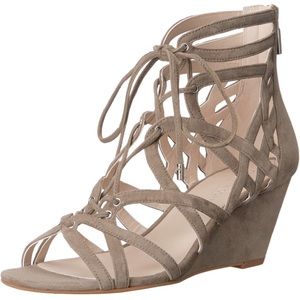 NWT Kenneth Cole Strappy Wedge